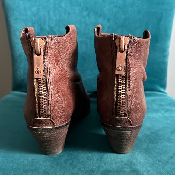 Sam Edelman Lisle Burgundy Western Boots - Size 8 - Picture 4 of 9